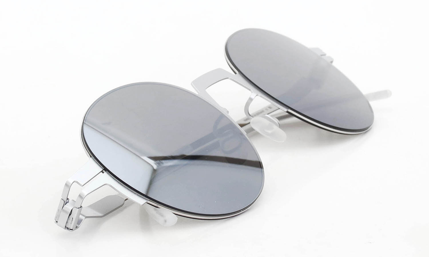 MYKITA STUDIO 15.2 サングラス通販 C922 Frozen Silver/Shiny Silver Brown Flash