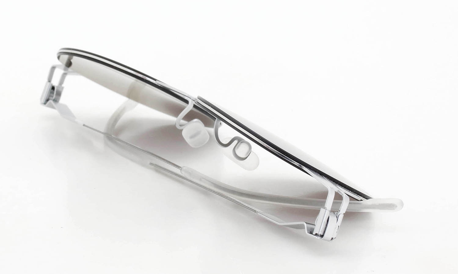 MYKITA STUDIO 15.2 サングラス通販 C922 Frozen Silver/Shiny Silver Brown Flash