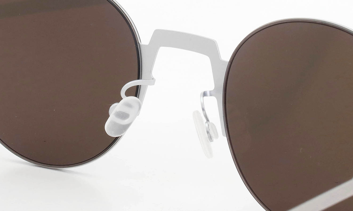 MYKITA STUDIO 15.2 サングラス通販 C922 Frozen Silver/Shiny Silver Brown Flash
