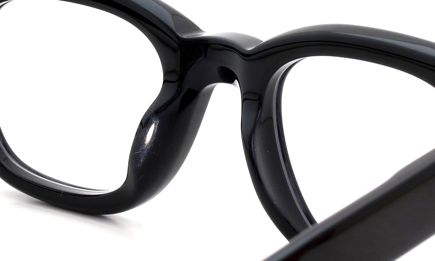 PETER AND MAY ピーターアンドメイ メガネ CHERISH col.BLACK ブリッジ裏とパットのディテール