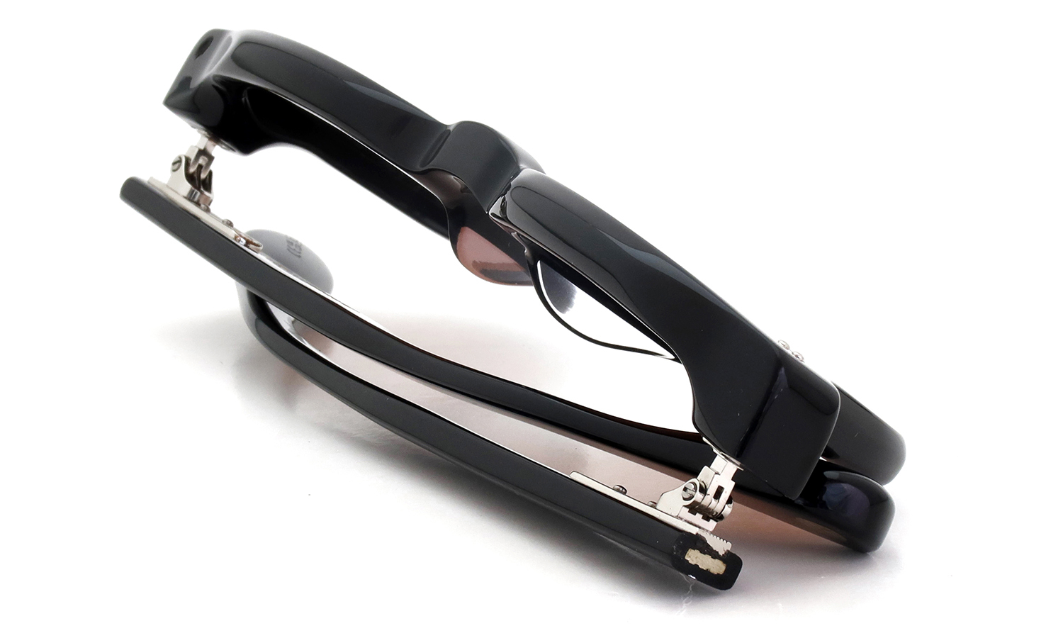 PETER AND MAY ピーターアンドメイ サングラス通販 SKYLOOP col.BLACK/BORDEAUX 折り畳み2