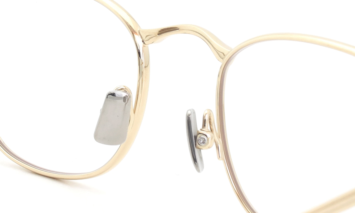 PETER AND MAY ピーターアンドメイ メガネ TT23 ARC col.G GOLD ブリッジ裏とパットのディテール