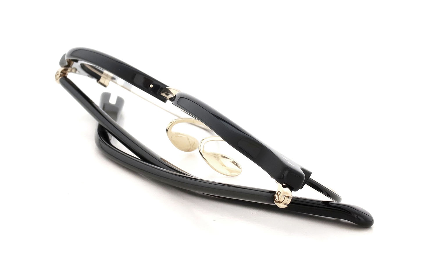 YUICHI TOYAMA. メガネ通販 U-184 DUD col.01 Black /White gold + Semi matt black 折りたたみ斜め 2