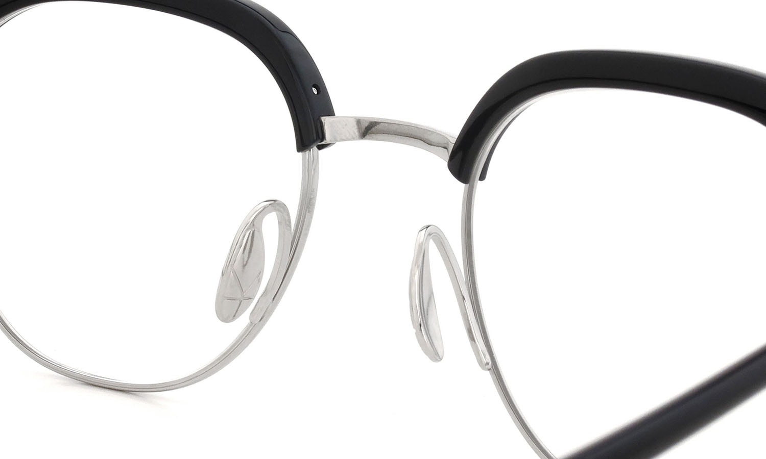 YUICHI TOYAMA. メガネ通販 U-184 DUD col.02 Black /Silver ブリッジ裏とパットのディテール