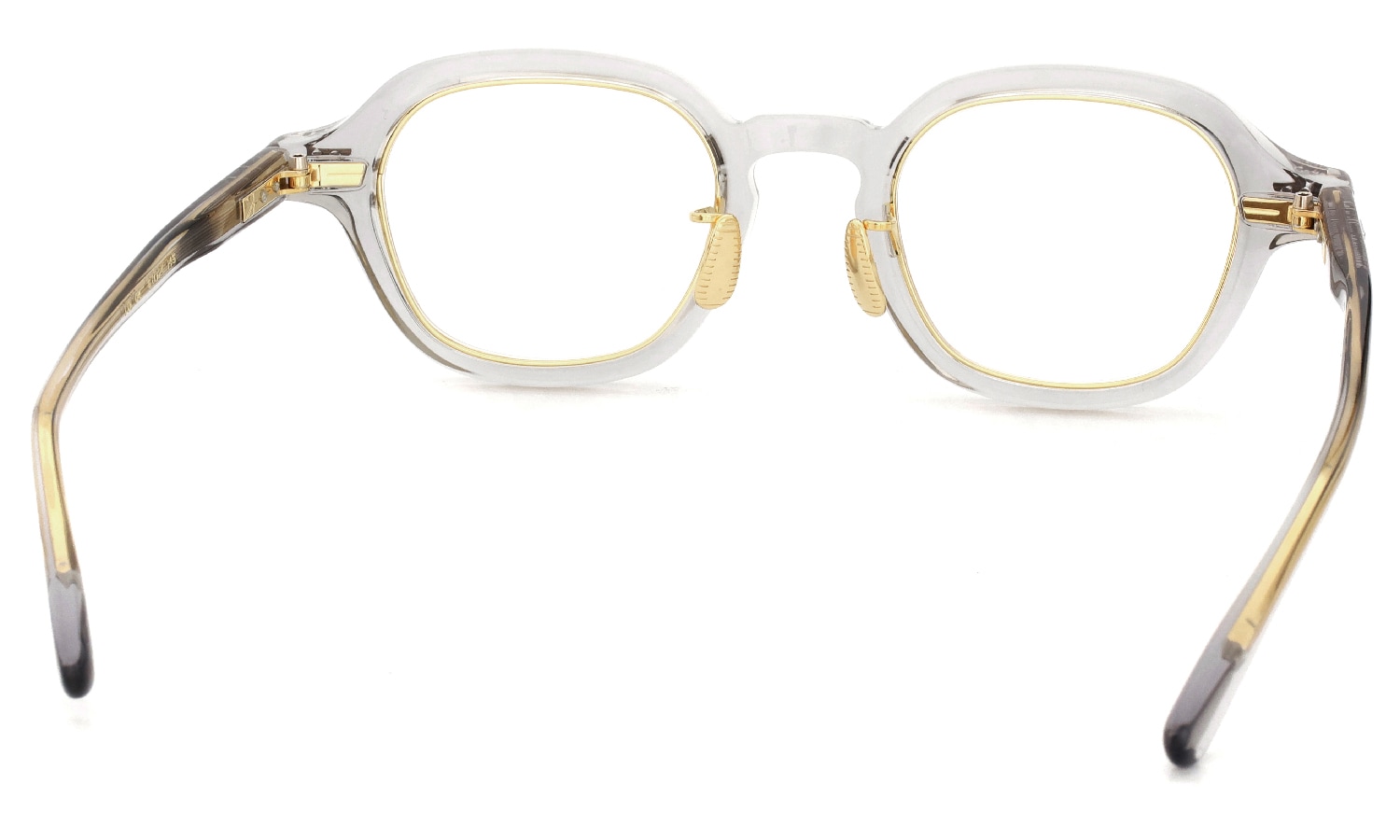 YUICHI TOYAMA:5 メガネ通販 BEACON col.04