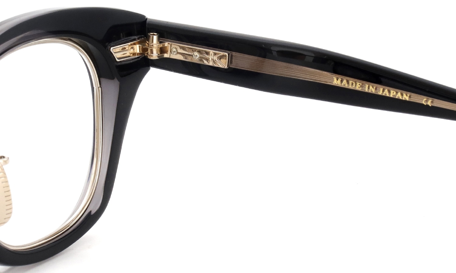 YUICHI TOYAMA:5 メガネ通販 DIABLO col.02