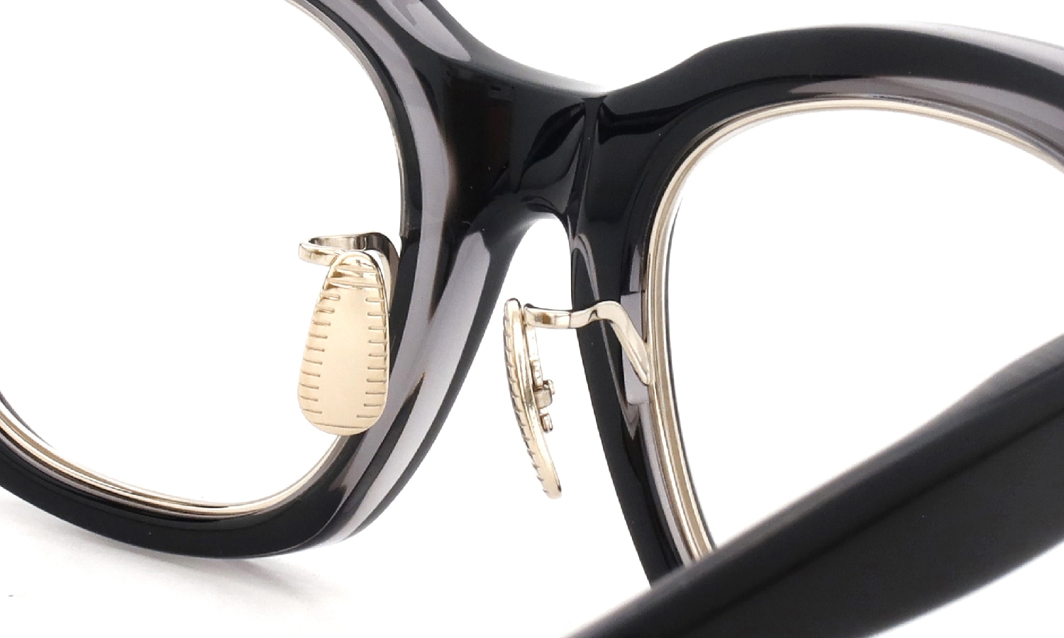 YUICHI TOYAMA:5 メガネ通販 DIABLO col.02