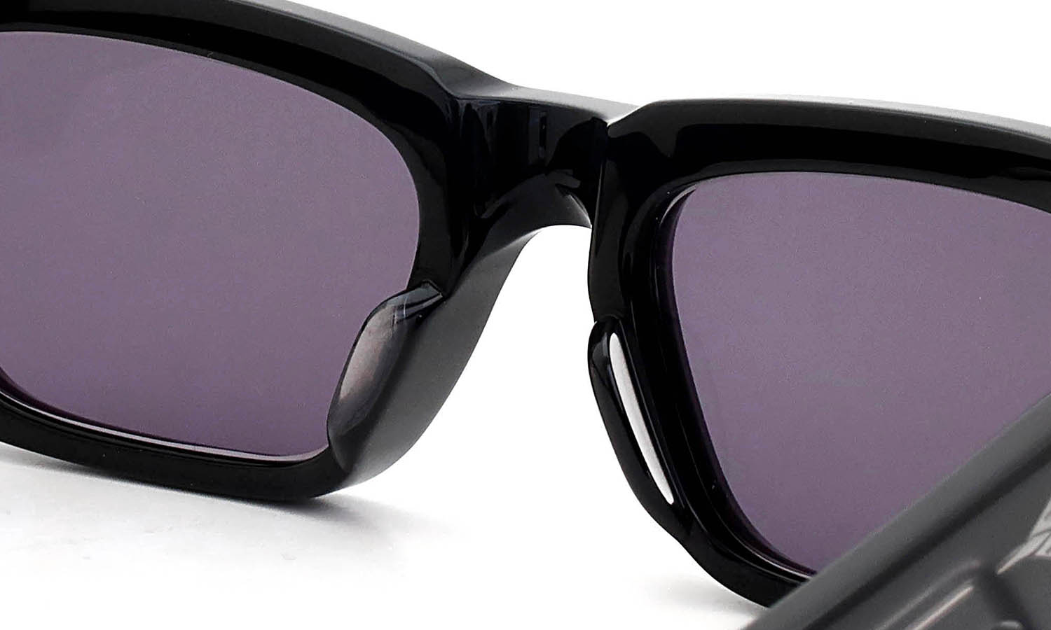 JACQUESMARIEMAGE サングラス通販 ASHCROFT Black Mirror /Charcoal Mirror