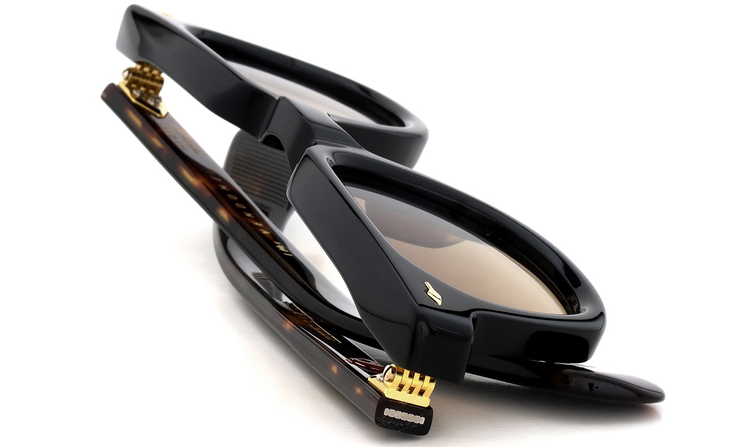 JACQUESMARIEMAGE サングラス VENDOME col.Noir-15 /Brass Gradient 折りたたみ2