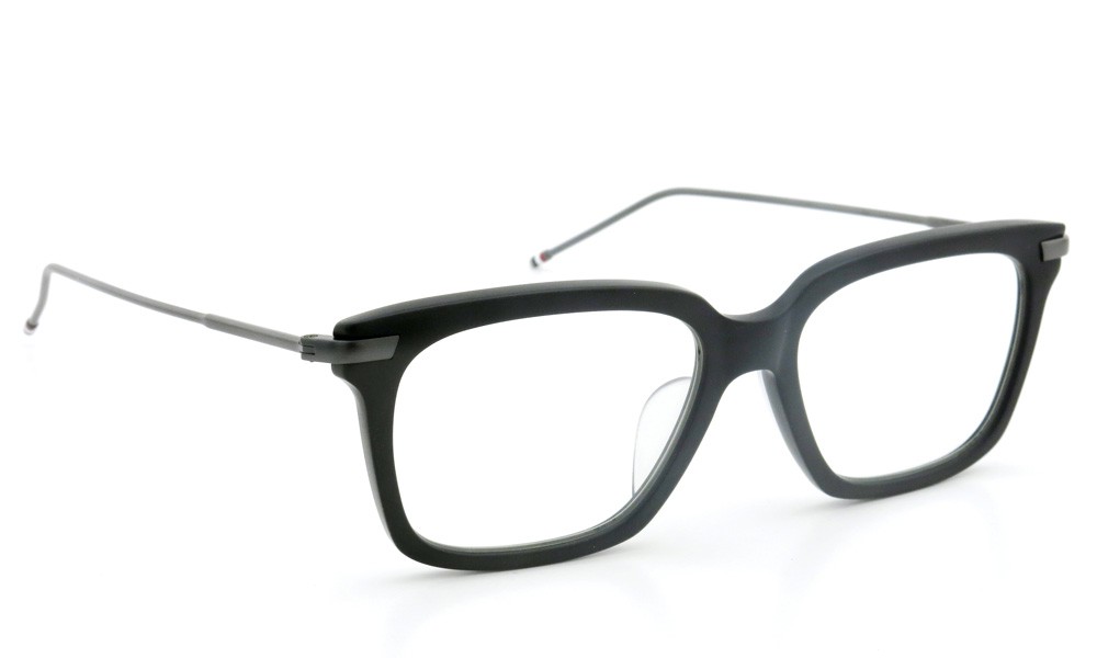 THOM BROWNE. TB-701-C 53