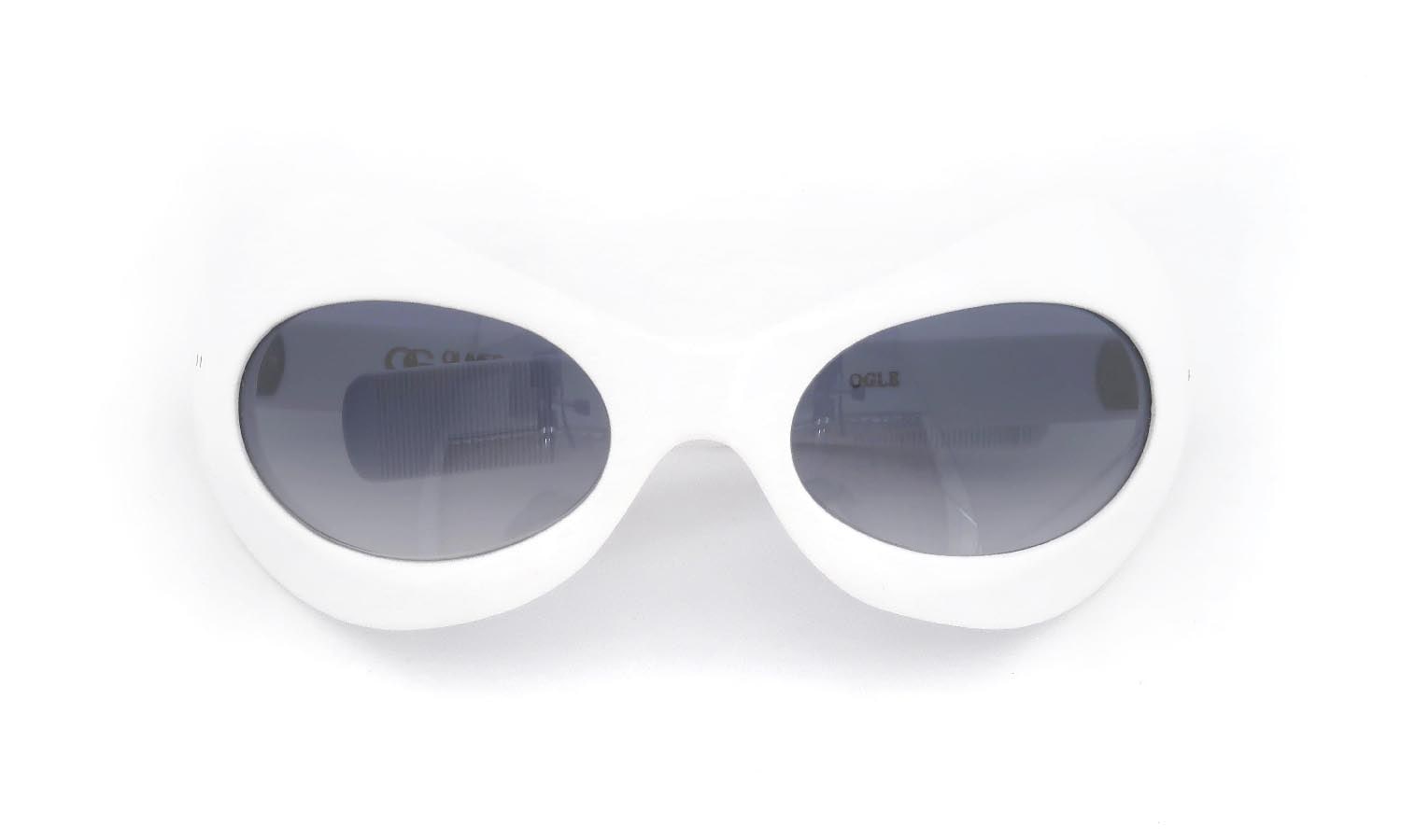 Oliver Goldsmith OGLE White