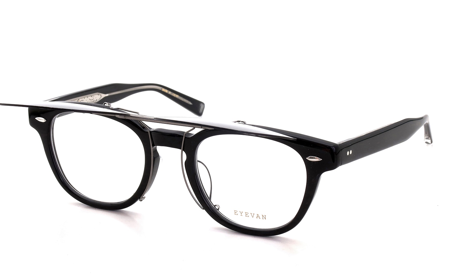 EYEVAN Webb専用 クリップオンサングラス DB ダークブラウン 濃度：89.3% 二段階跳ね上げた状態