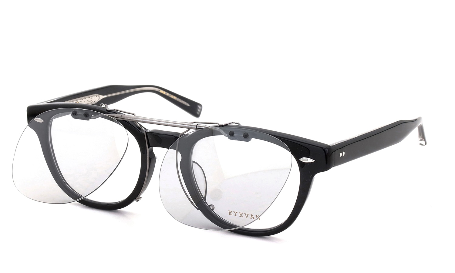 EYEVAN Webb専用 クリップオンサングラス LGEX ライトグレーEX 濃度：47.7% 一段階跳ね上げた状態