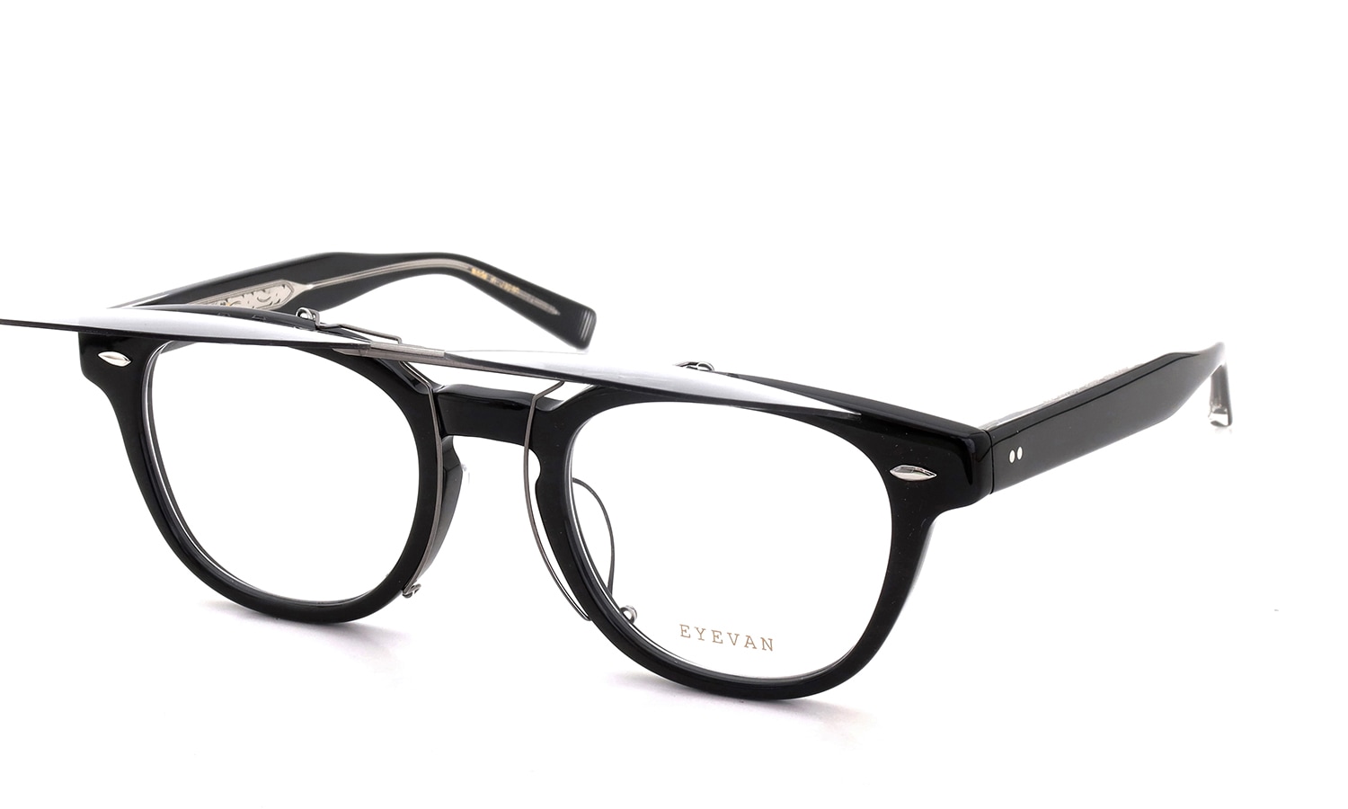 EYEVAN Webb専用 クリップオンサングラス LG ライトグレー 濃度：66.1% 二段階跳ね上げた状態