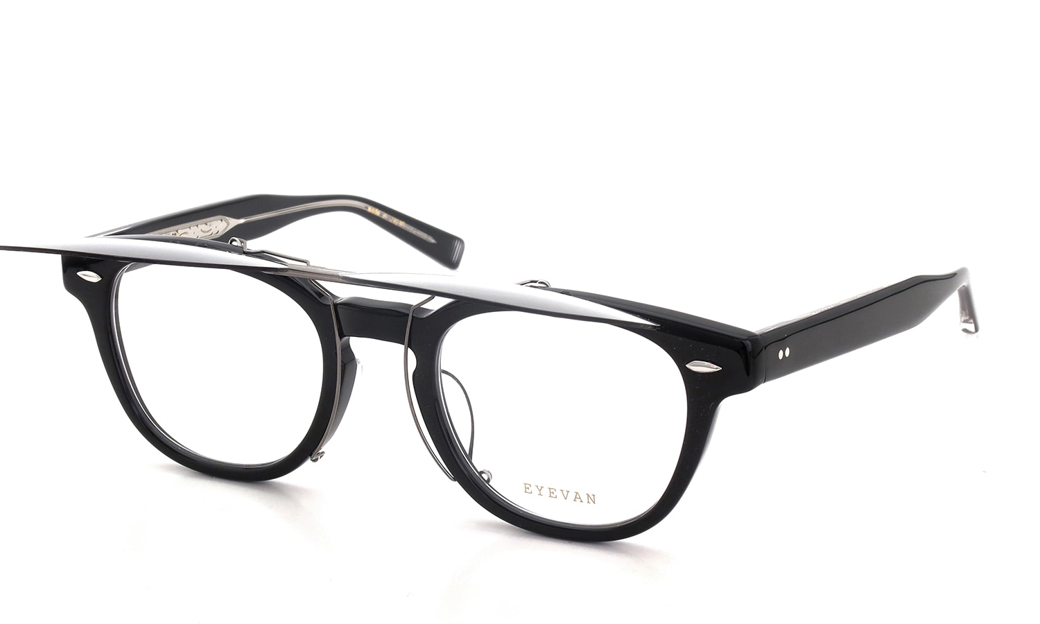 EYEVAN Webb専用 クリップオンサングラス VG ヴィンテージグリーン 濃度：83.9% 二段階跳ね上げた状態