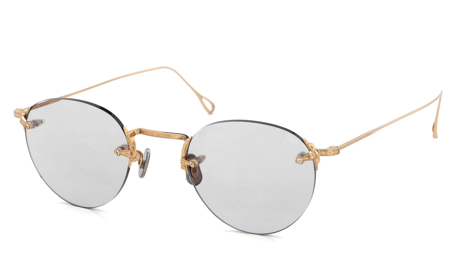 EYEVAN7285 サングラス 140(48) C.900/MRM SF.GRY35 斜め正面